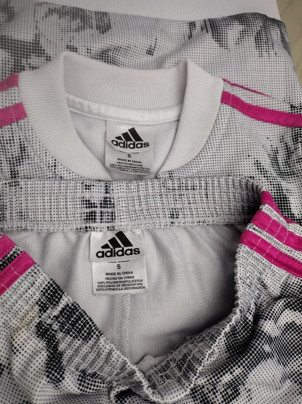 Adidas Floral Girl's Track Jacket & Pants kid's size 5 - Picture 2 of 9